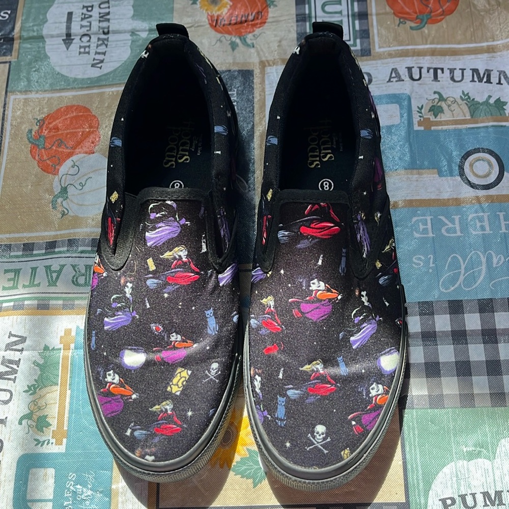 Ground Up Disney Hocus Pocus Witches Slip on Flats Size 8